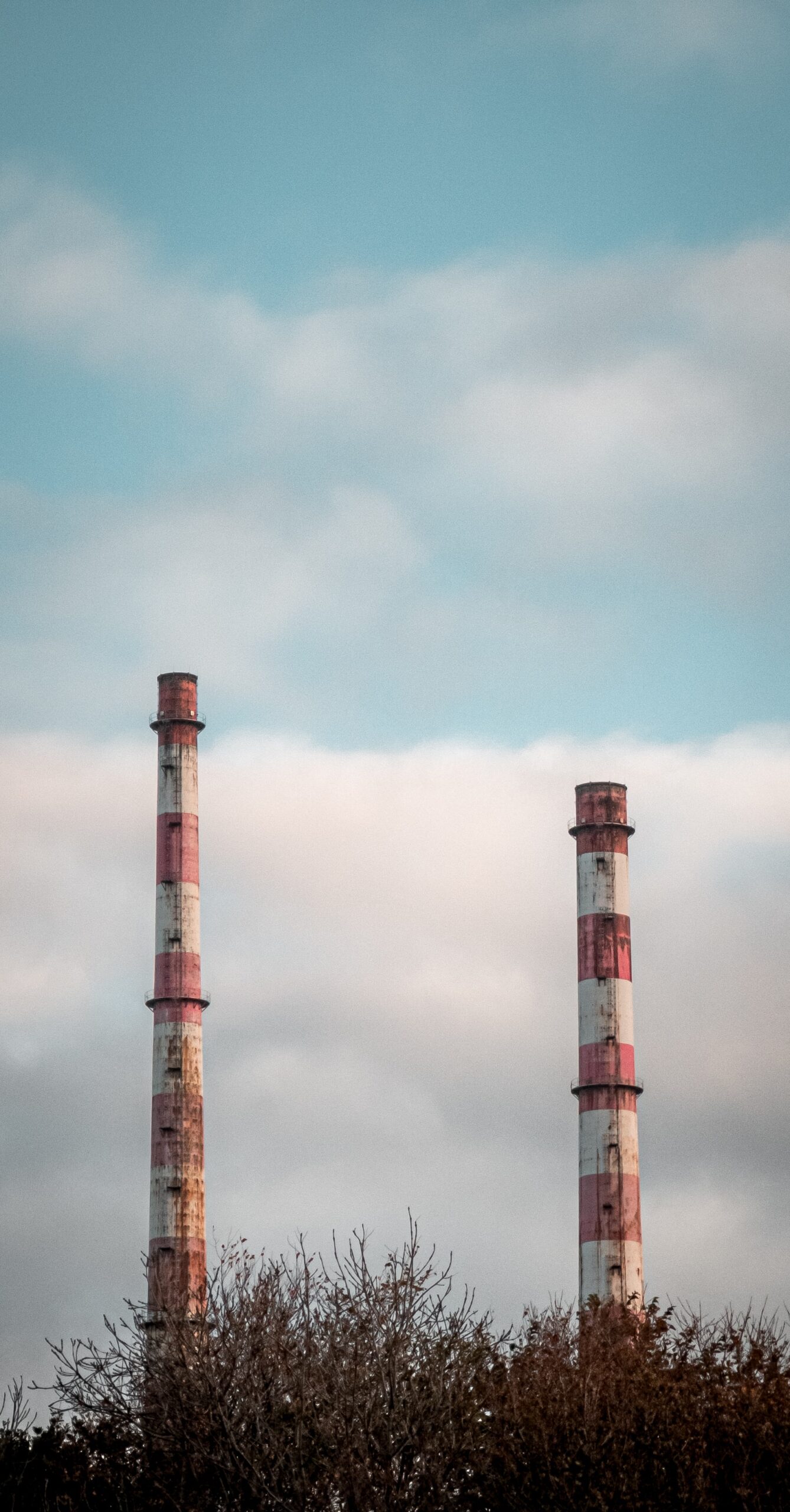 https://unsplash.com/photos/photo-of-two-white-and-red-towers-ni-CFSlJFRQ
